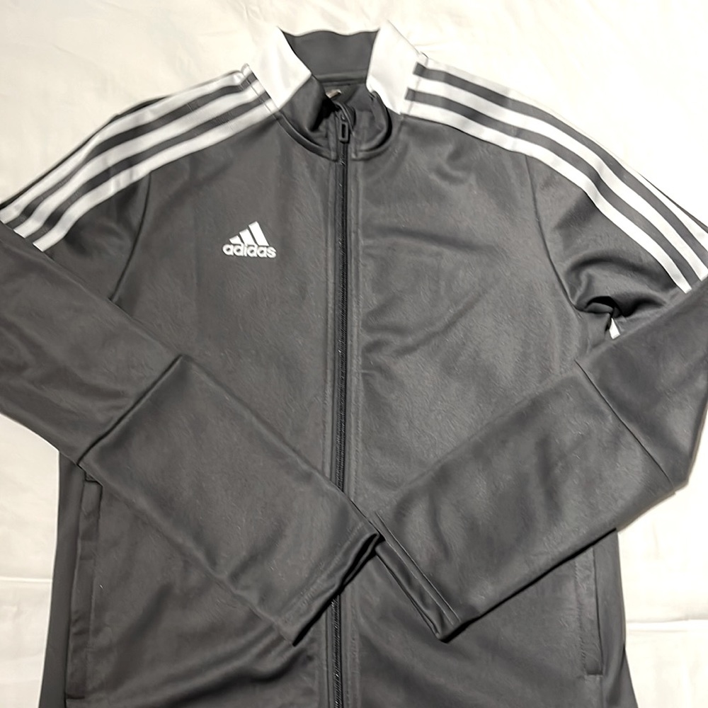 Adidas lightweight sweater